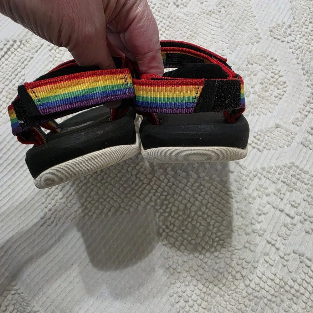 Teva Hurricane XLT2 Rainbow Pride Textile Sport Hiking Sandals Youth 12 Kids